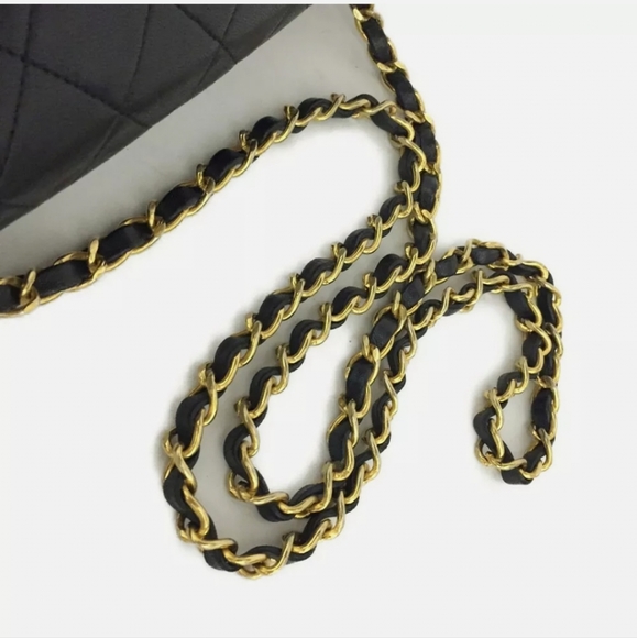 CHANEL Lambskin Crossbody Bag W/ Wallet - Picture 5 of 11